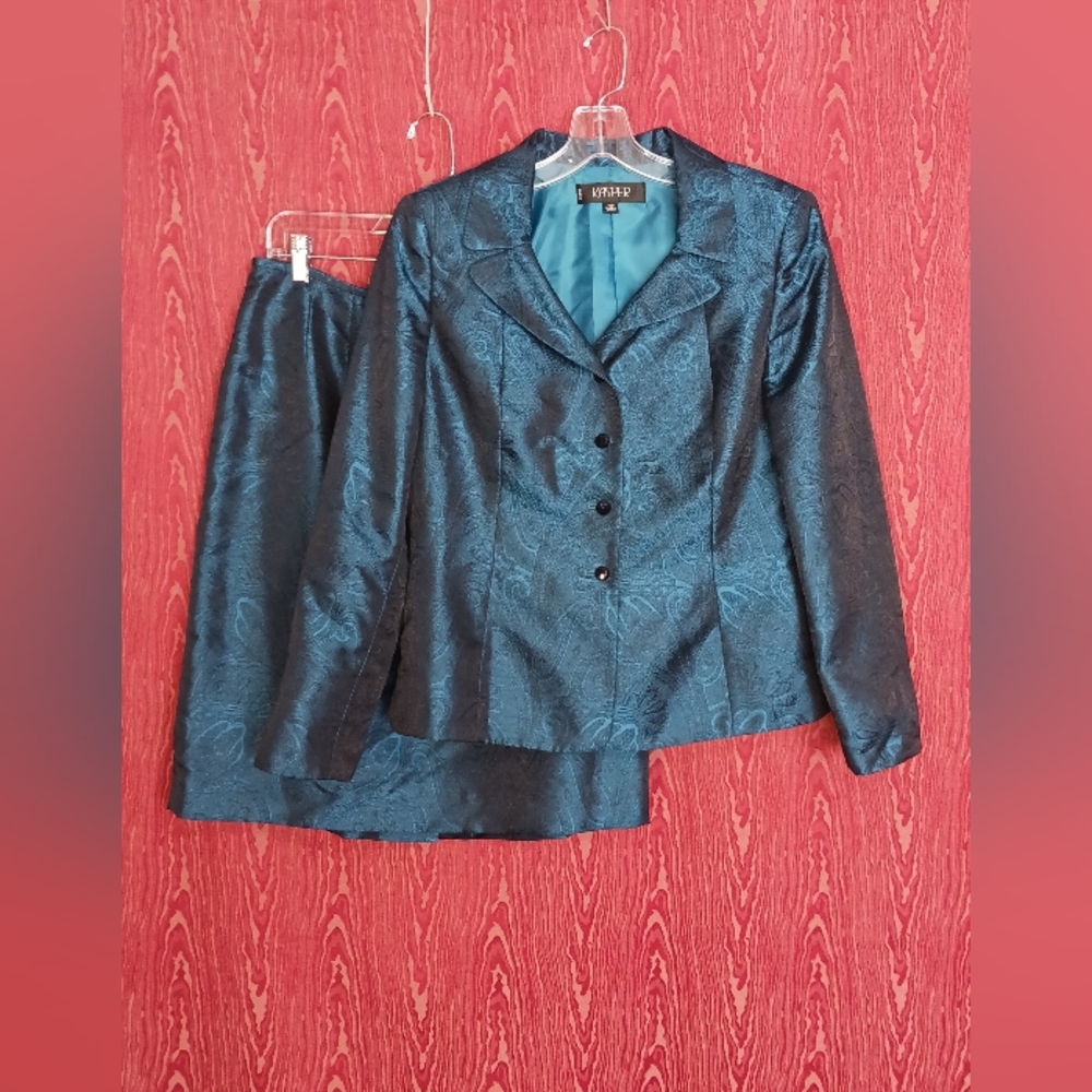 KASPER PETITE 2 Piece 3/4 Sleeve Button Collared Skirt Suit Women's Sz 10P